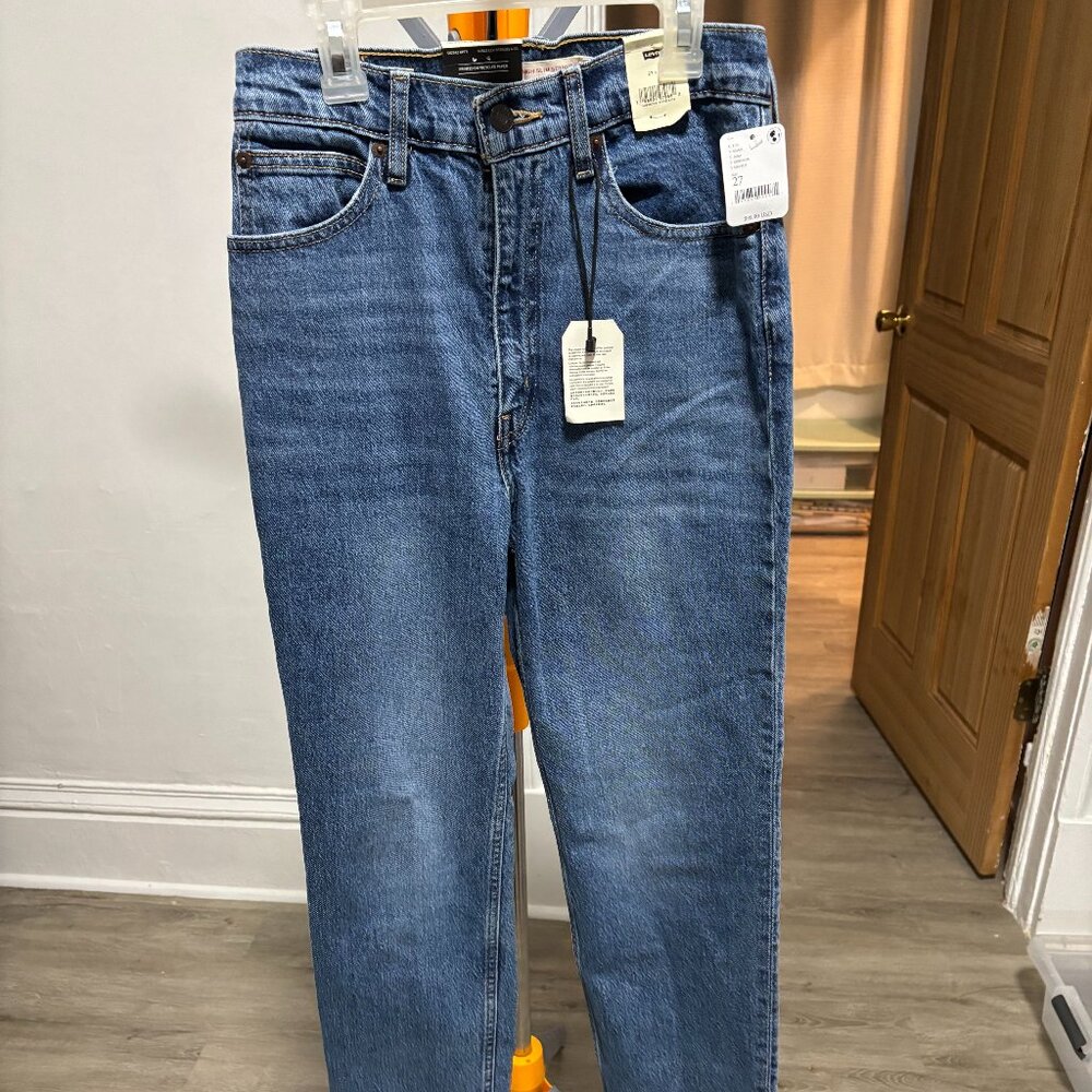 '70s High Slim Straight Levi Jeans